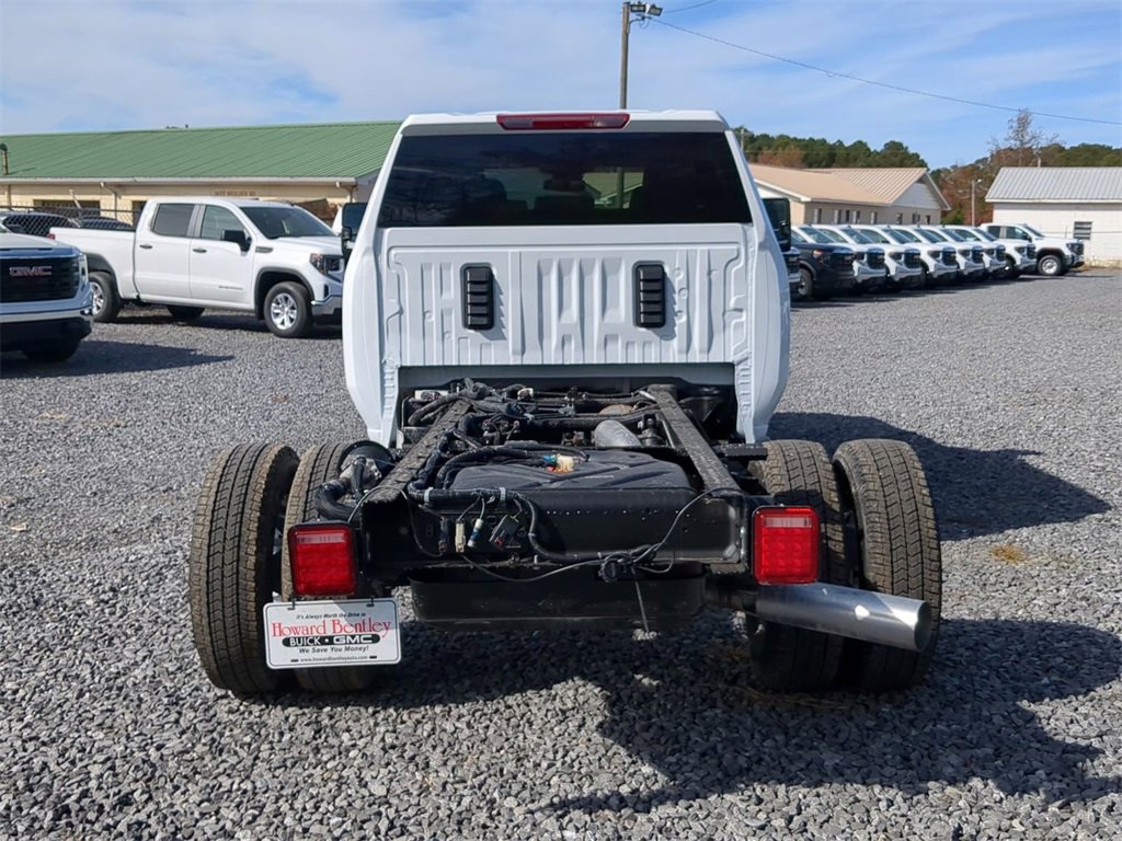 2026 Gmc Sierra HD Pro photo 4