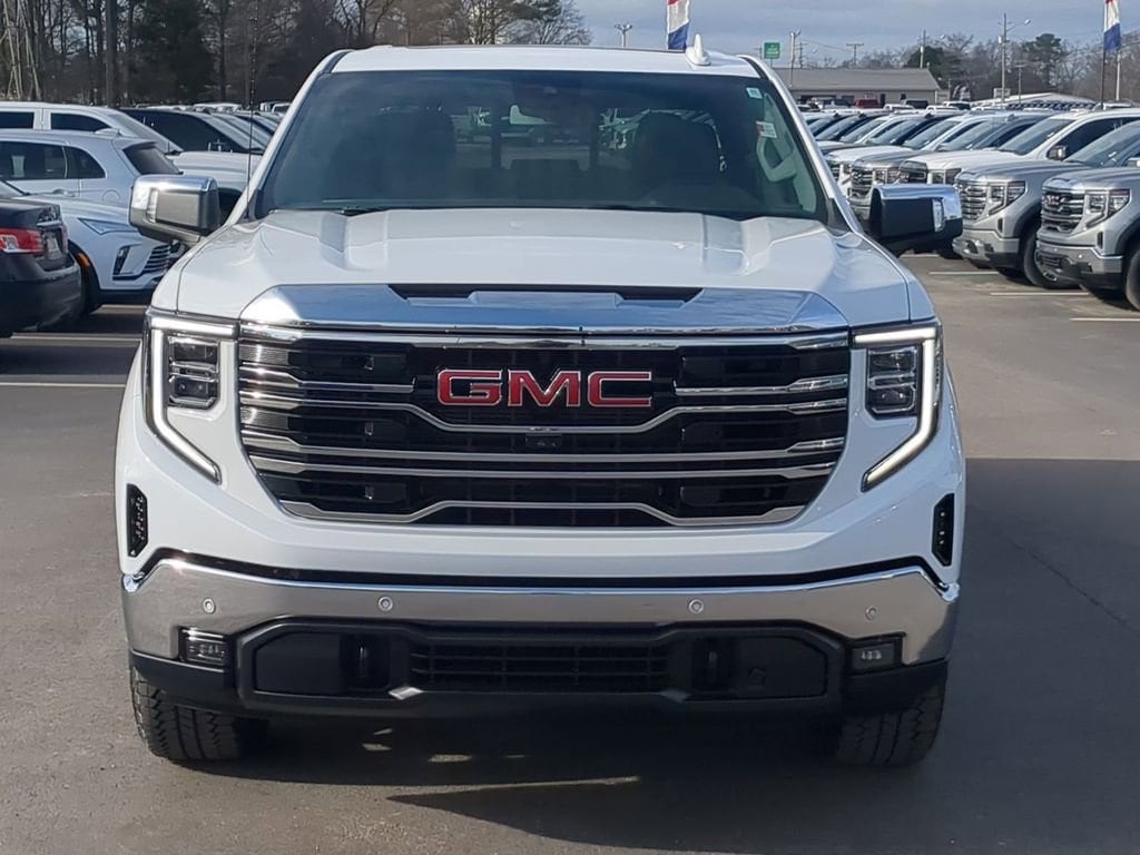 2026 GMC Sierra 1500 SLT - Photo 8