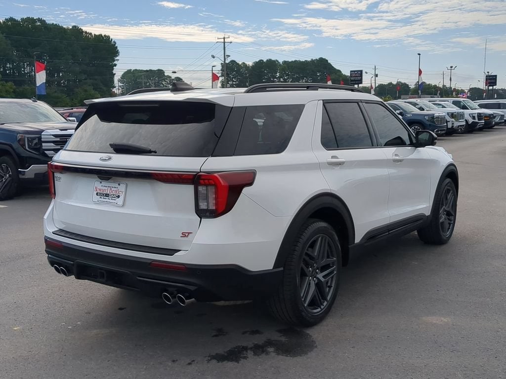 Used 2025 Ford Explorer ST SUV
