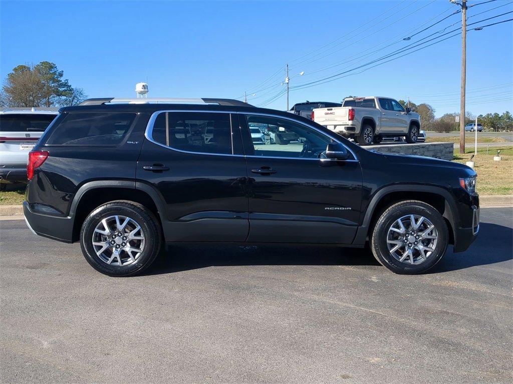 2023 Gmc Acadia SLT photo 2