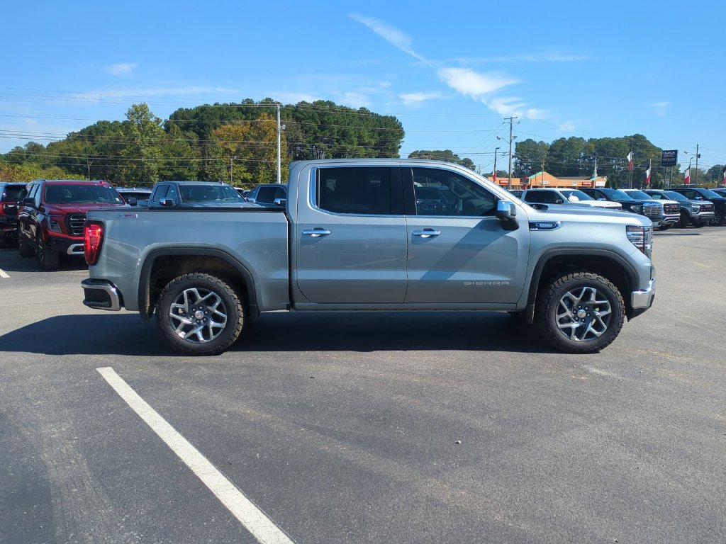 New 2026 GMC Sierra 1500 SLT Truck — photo 2 of 4