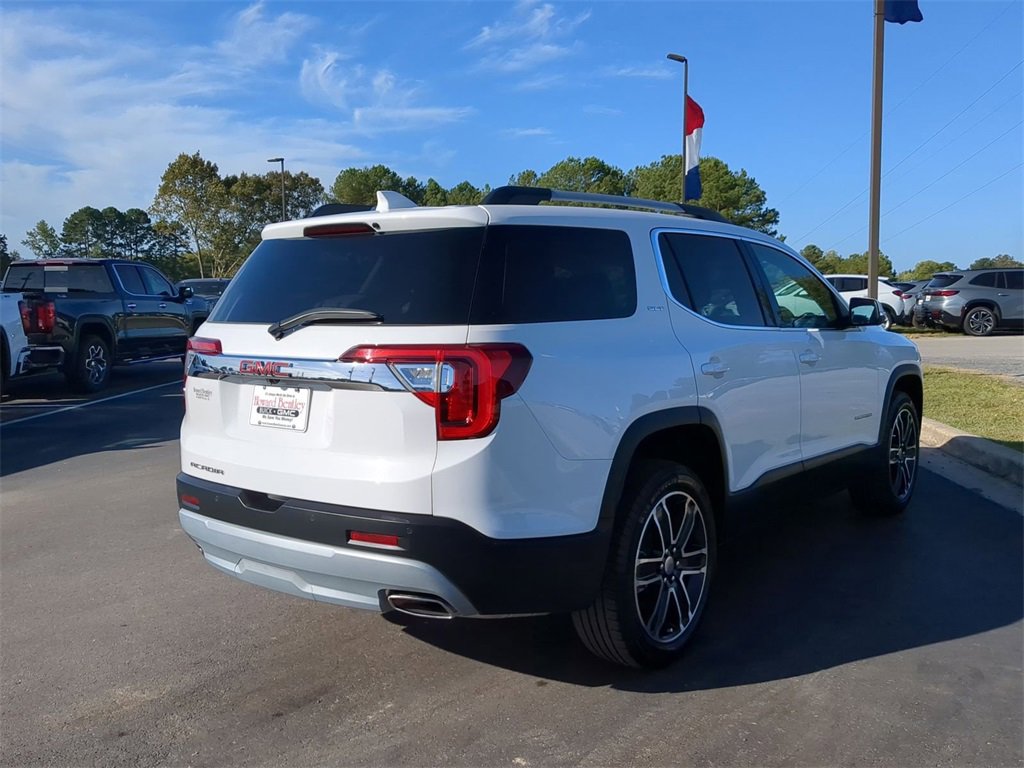 2023 Gmc Acadia SLT photo 2
