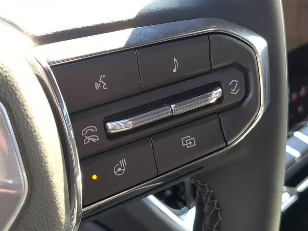 2026 GMC Yukon XL Denali - Photo 35