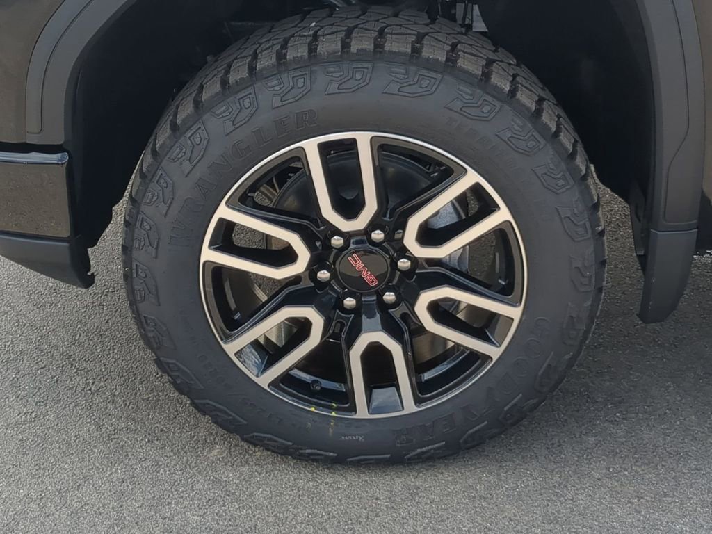2026 GMC Sierra 1500 AT4 - Photo 33