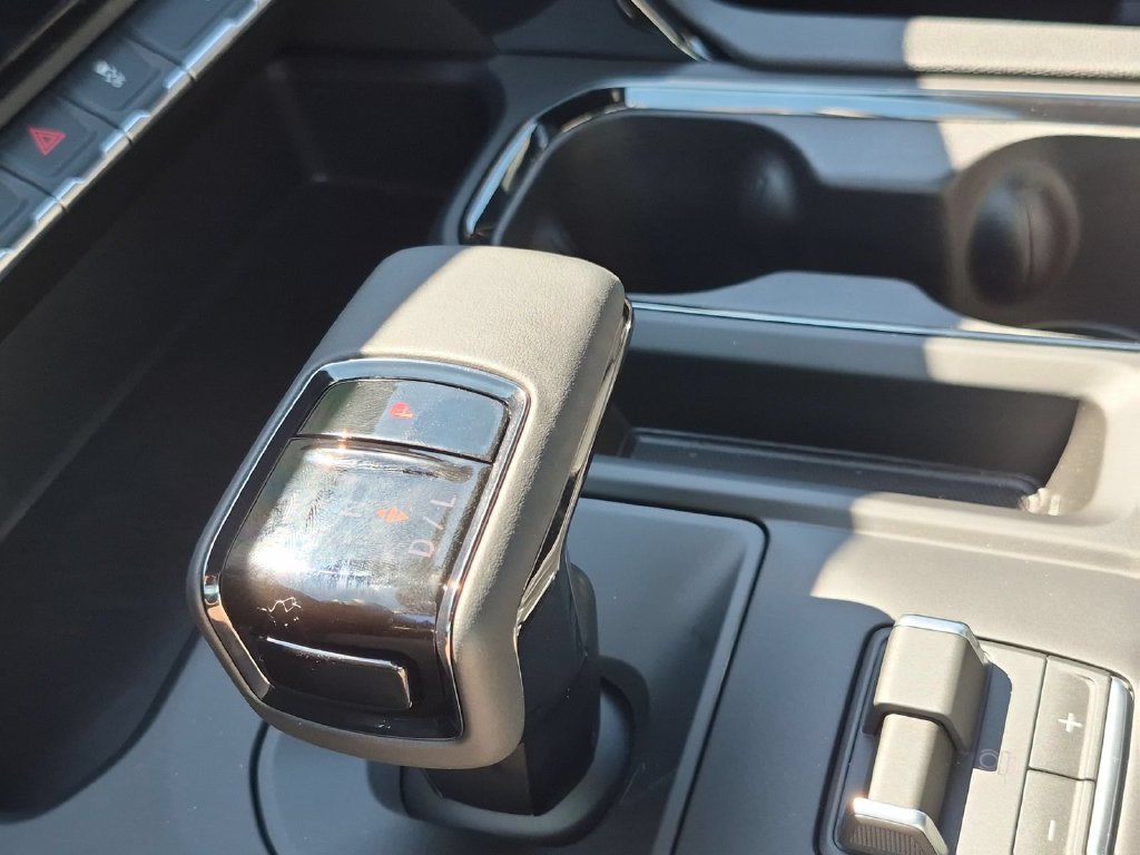 2026 GMC Sierra 1500 AT4 - Photo 15