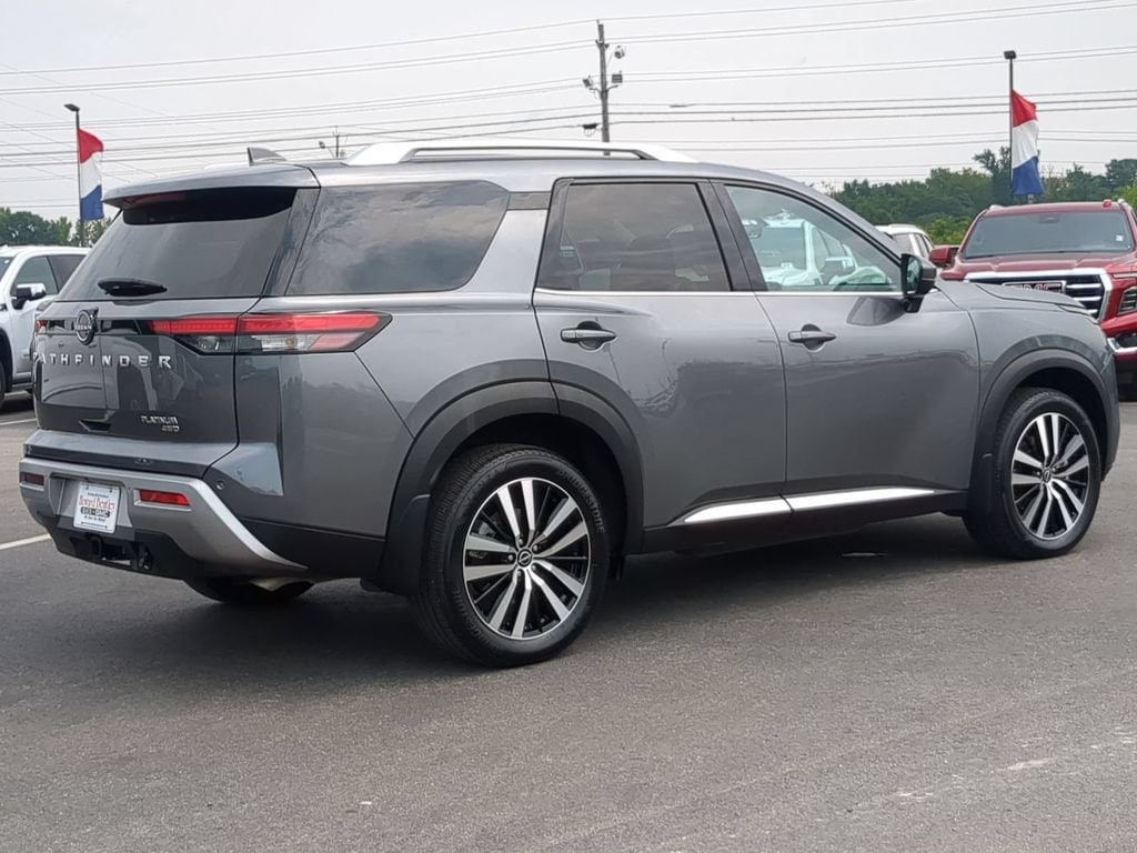 Used 2025 Nissan Pathfinder Platinum 4WD SUV