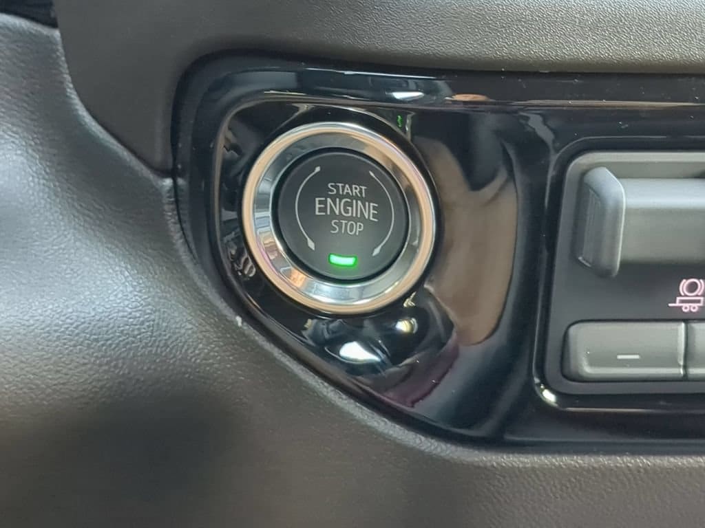 2026 GMC Sierra 1500 SLT - Photo 16