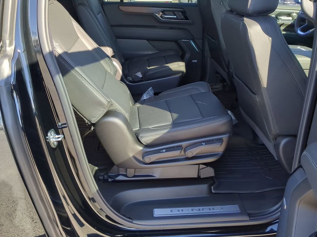 2026 GMC Yukon XL Denali - Photo 27