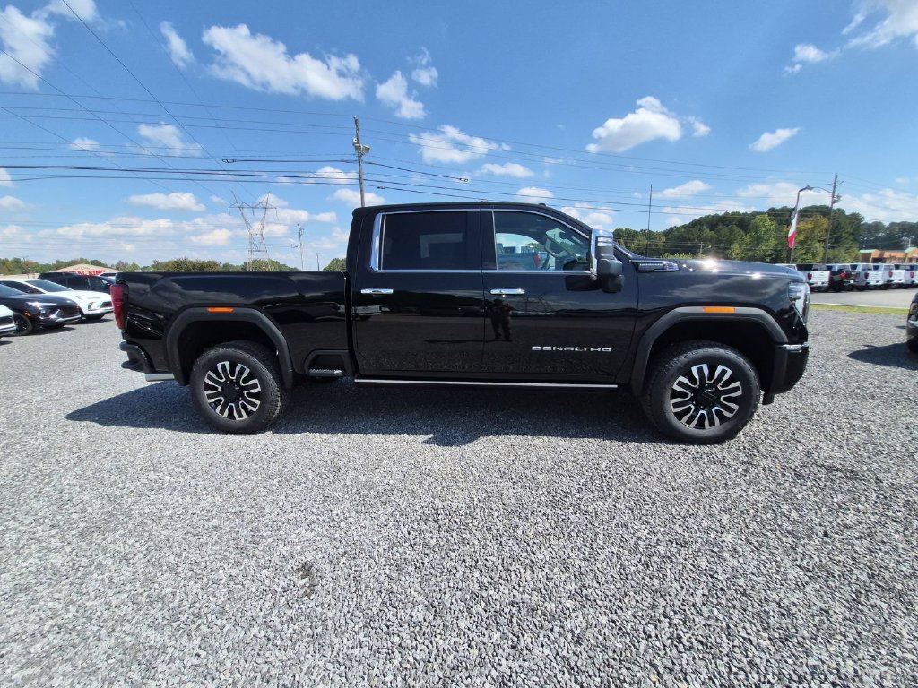 New 2026 GMC Sierra 2500 HD Denali Ultimate Truck — photo 2 of 4