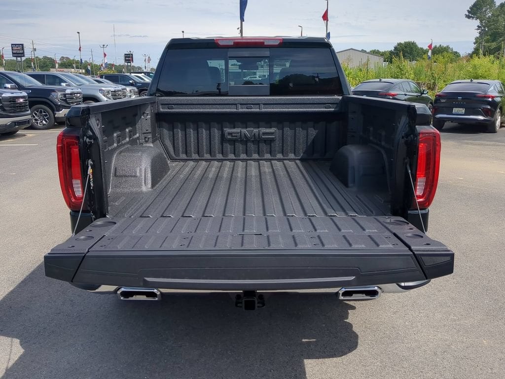 2026 GMC Sierra 1500 SLT - Photo 26
