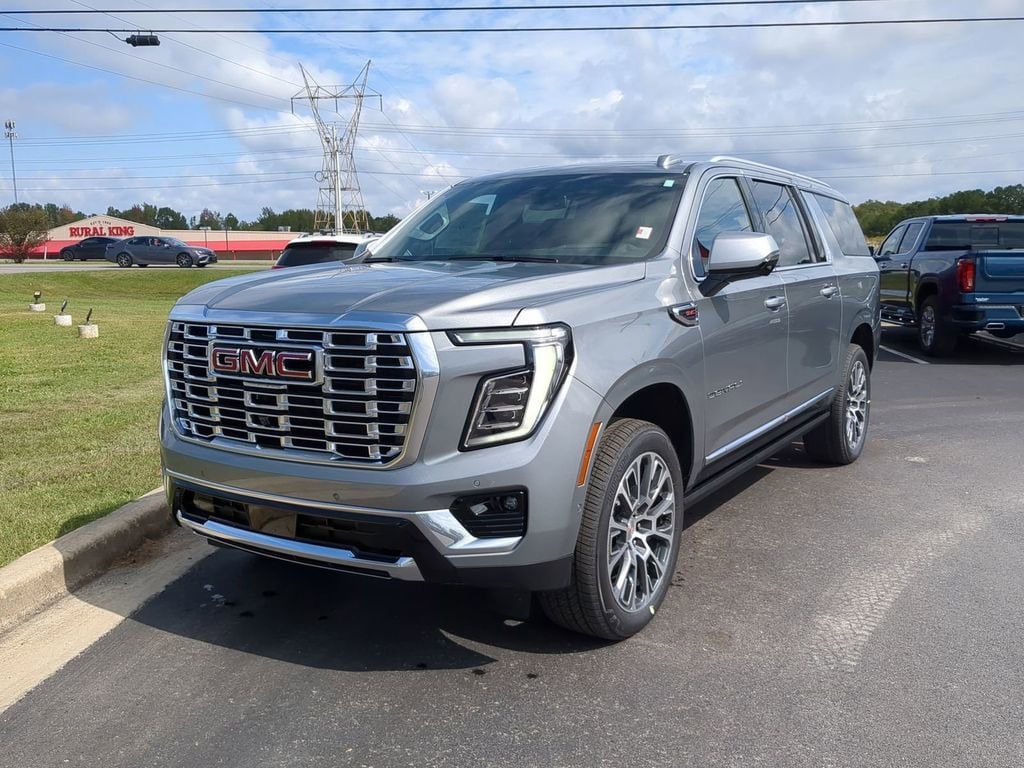 2026 GMC Yukon XL Denali - Photo 7