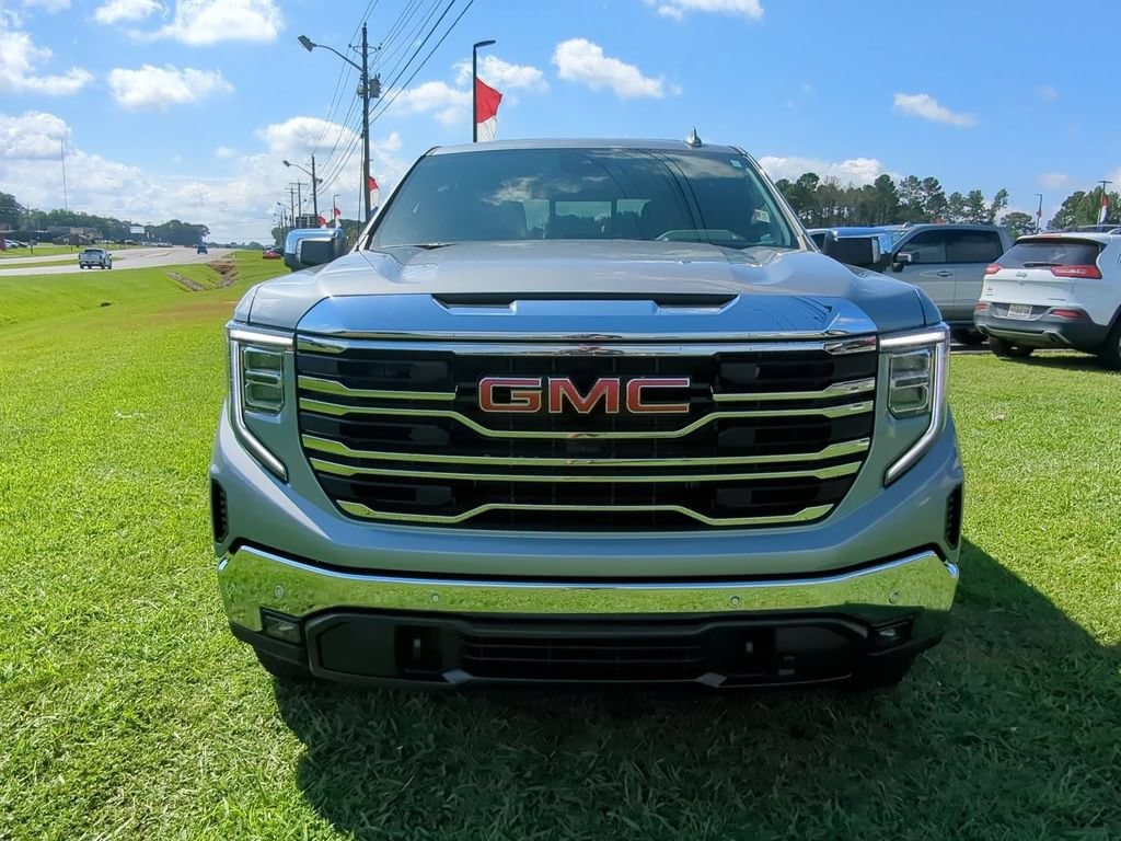 2026 GMC Sierra 1500 SLT - Photo 8