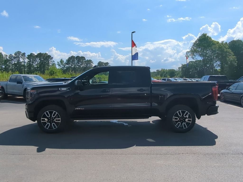 2026 GMC Sierra 1500 AT4 - Photo 6