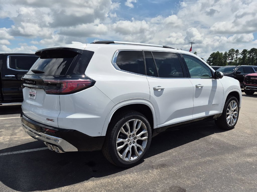 New 2026 GMC Acadia Denali SUV — photo 3 of 4