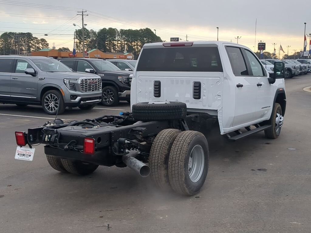New 2026 GMC Sierra 3500 HD Chassis Cab Pro Truck