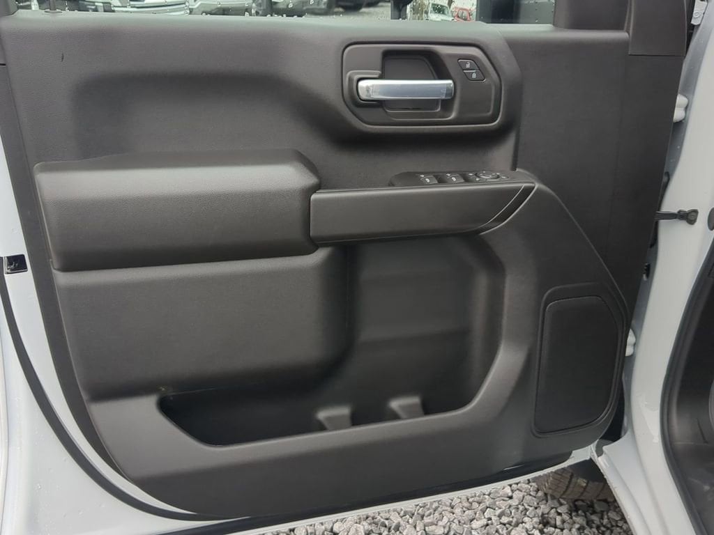 2026 GMC Sierra 3500 Chassis Cab Pro - Photo 20