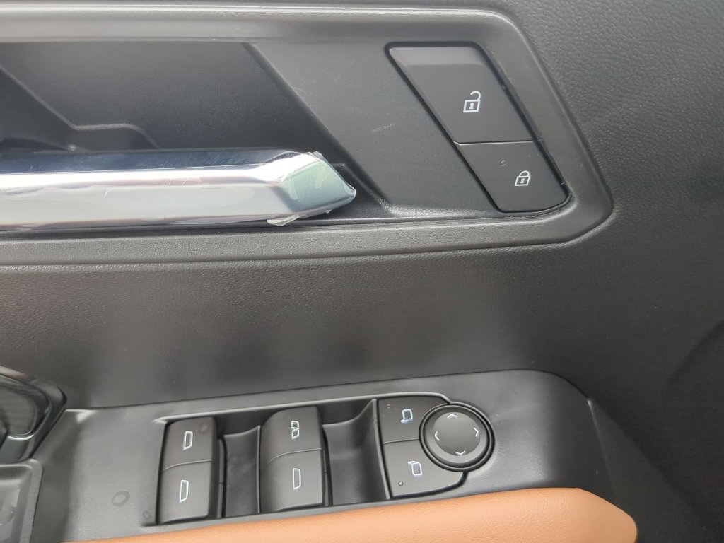 2026 GMC Canyon AT4 - Photo 22