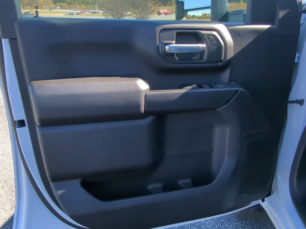 2026 GMC Sierra 3500 Chassis Cab Pro - Photo 20