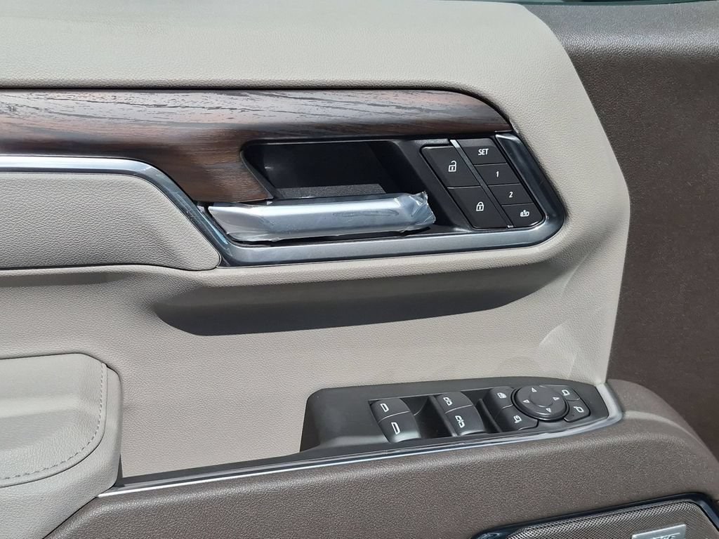 2026 GMC Sierra 1500 SLT - Photo 23