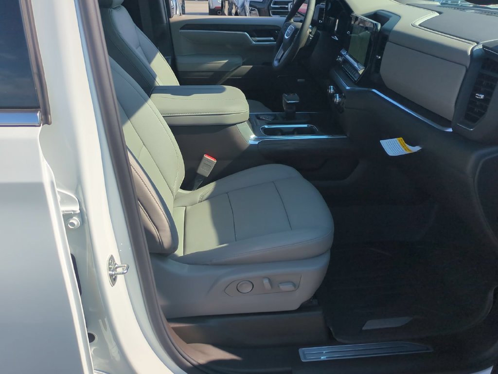 2026 GMC Sierra 1500 SLT - Photo 28