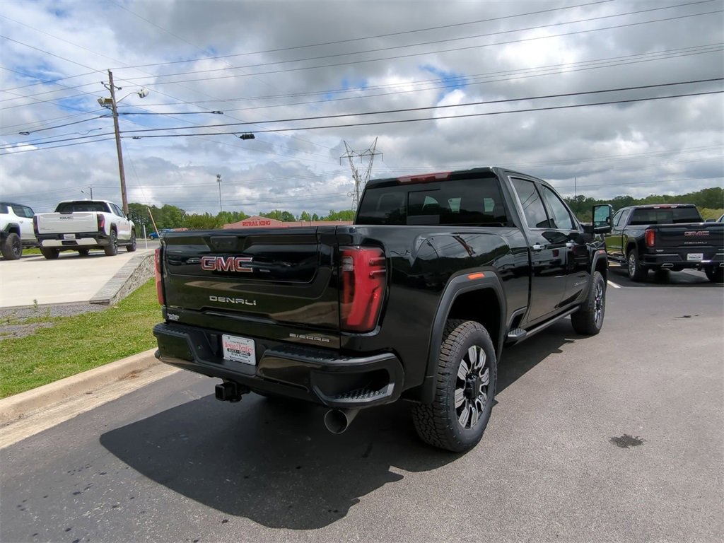 2025 Gmc Sierra HD Denali photo 2