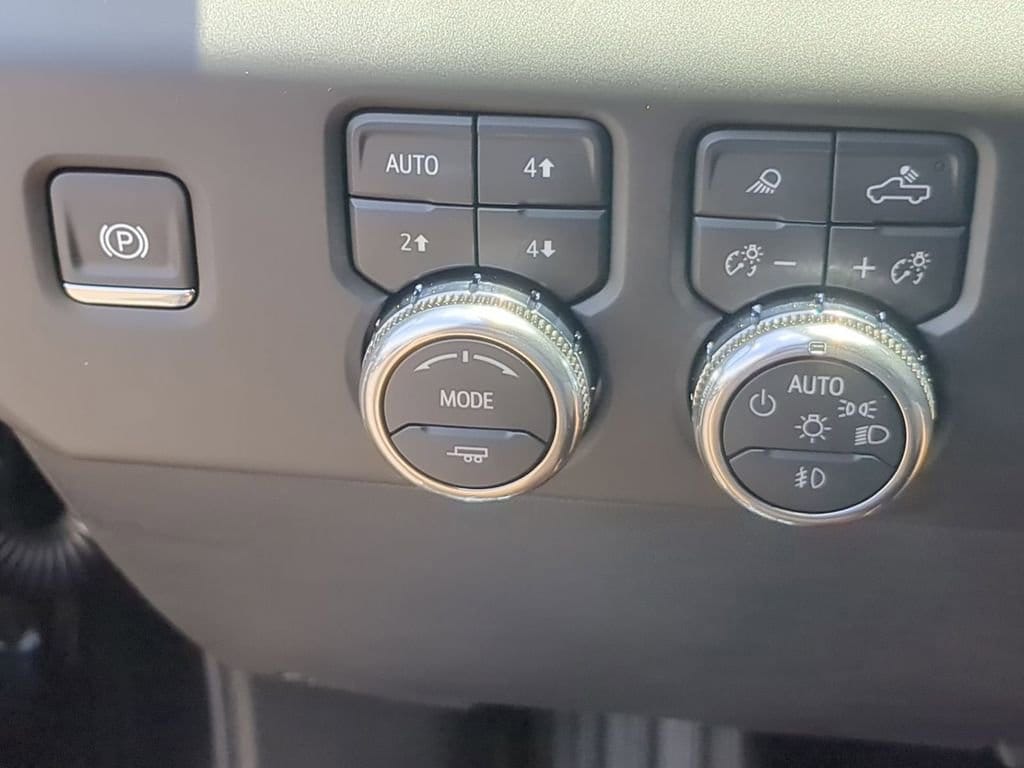 2026 GMC Sierra 1500 AT4 - Photo 17