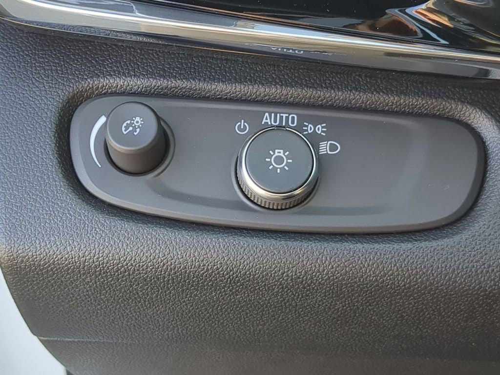 2026 Buick Envista Sport Touring - Photo 16