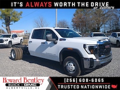 2026 GMC Sierra 3500 HD Chassis Cab Pro Truck