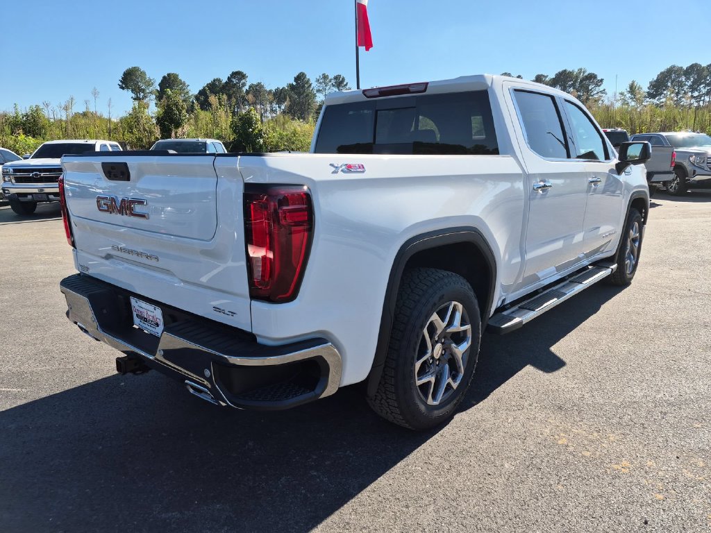 New 2026 GMC Sierra 1500 SLT Truck New 2026 GMC Sierra 1500 SLT Truck — photo 3 of 4
