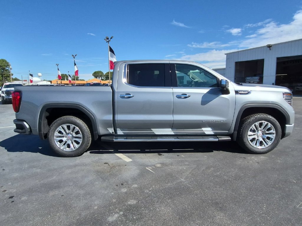 New 2026 GMC Sierra 1500 Denali Truck — photo 2 of 4