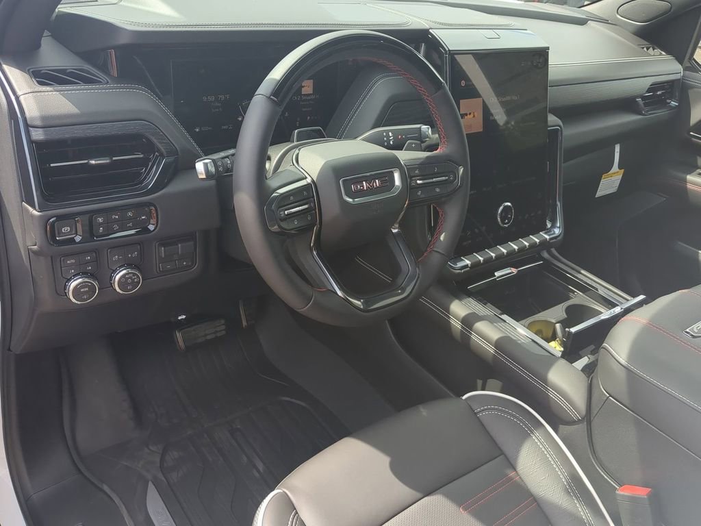 2026 GMC Yukon AT4 Ultimate - Photo 9