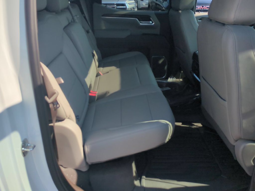 2026 GMC Sierra 1500 SLT - Photo 27