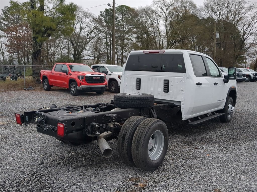 New 2026 GMC Sierra 3500 HD Chassis Cab Pro Truck