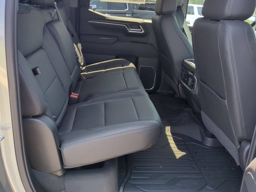2026 GMC Sierra 1500 SLT - Photo 26