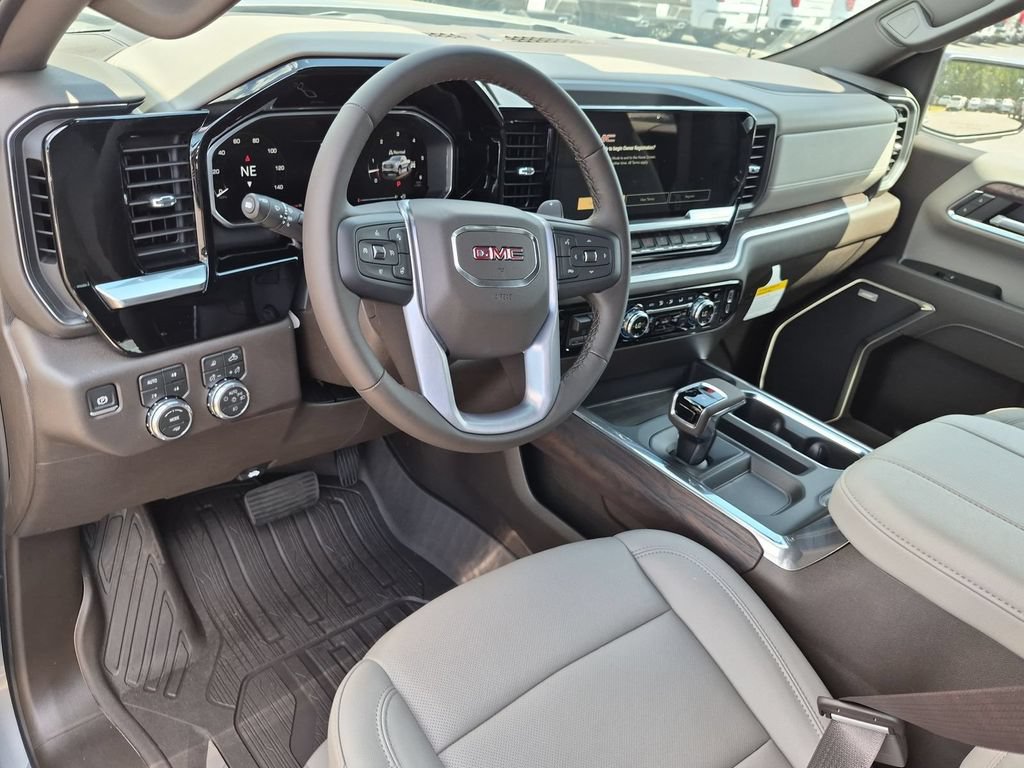 2026 GMC Sierra 1500 SLT - Photo 9