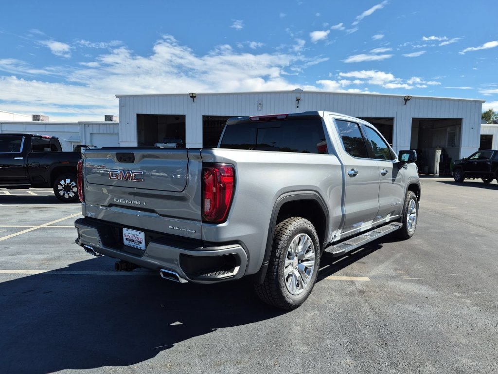 New 2026 GMC Sierra 1500 Denali Truck — photo 3 of 4