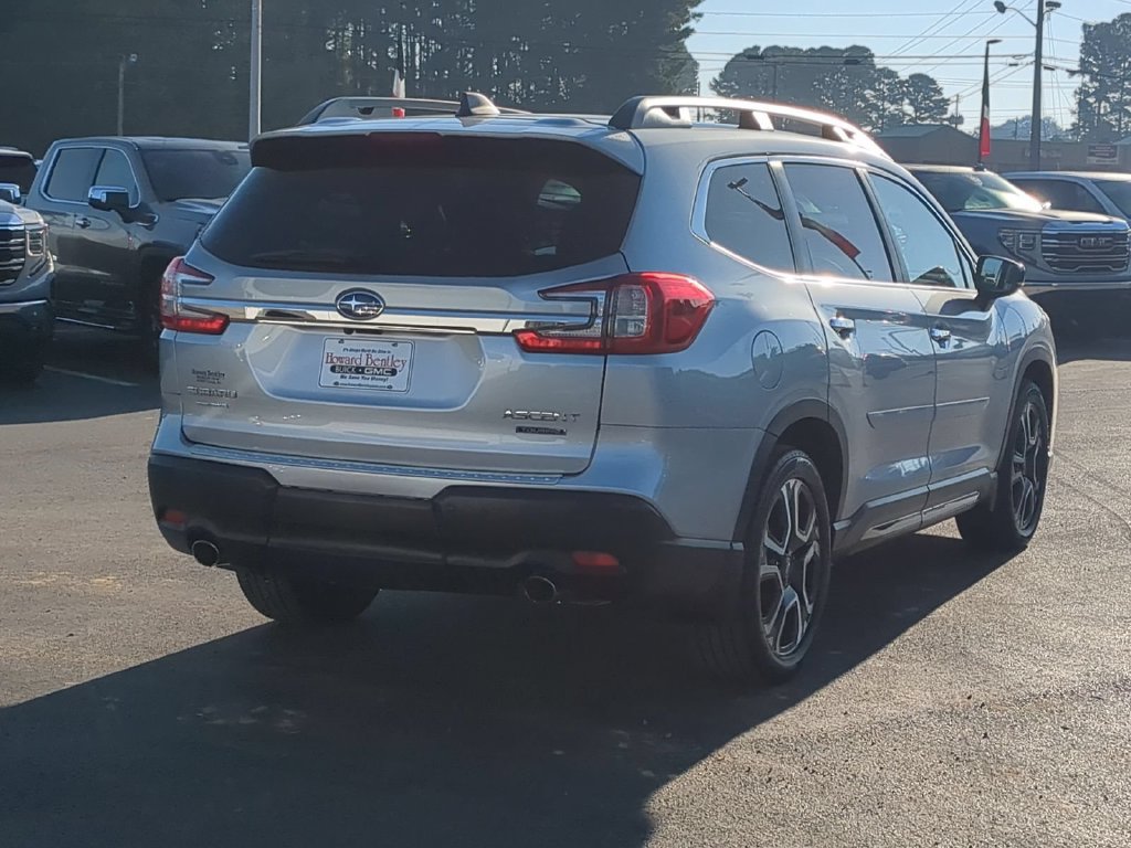 Used 2024 Subaru Ascent Touring 7-Passenger SUV Used 2024 Subaru Ascent Touring 7-Passenger SUV — photo 4 of 4