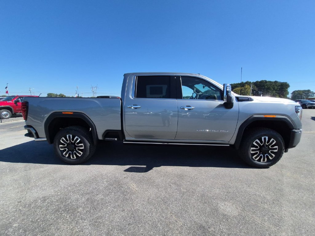 New 2026 GMC Sierra 2500 HD Denali Ultimate Truck New 2026 GMC Sierra 2500 HD Denali Ultimate Truck — photo 2 of 4