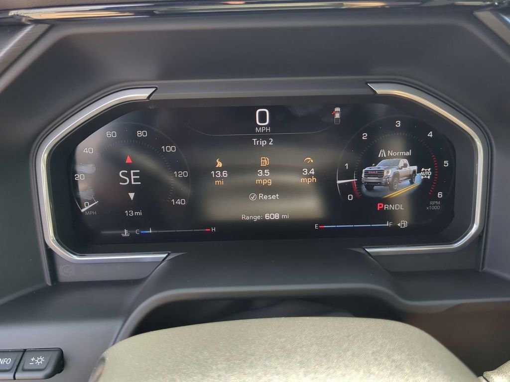 2026 GMC Sierra 2500HD AT4 - Photo 10