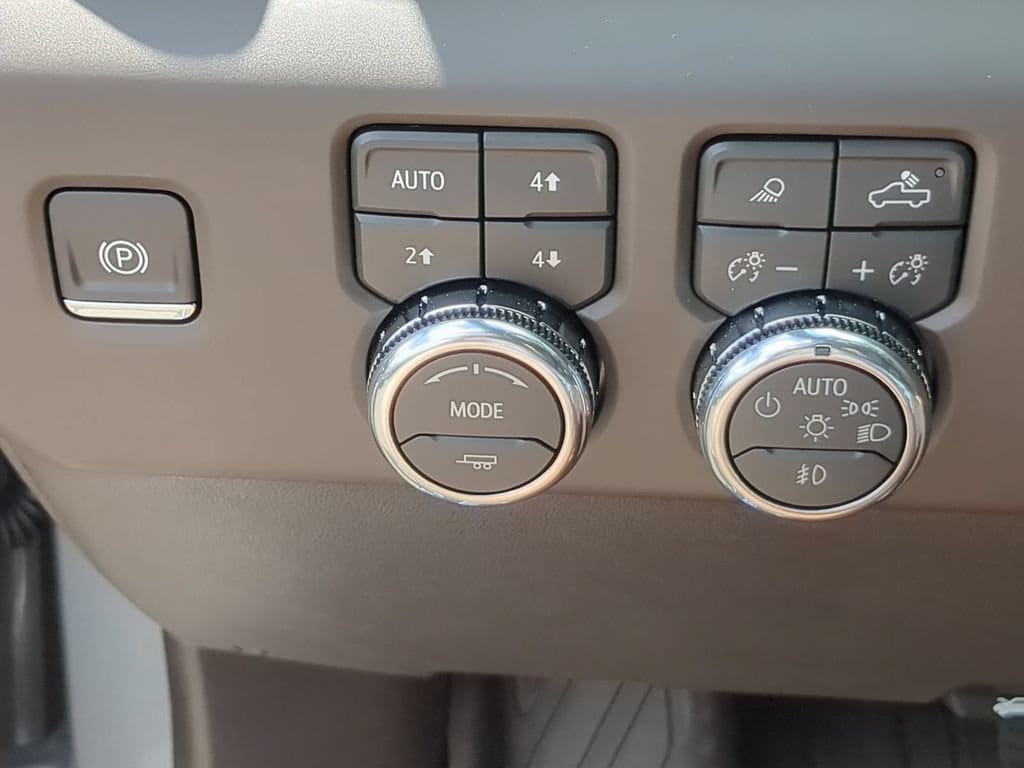 2026 GMC Sierra 1500 Denali - Photo 17