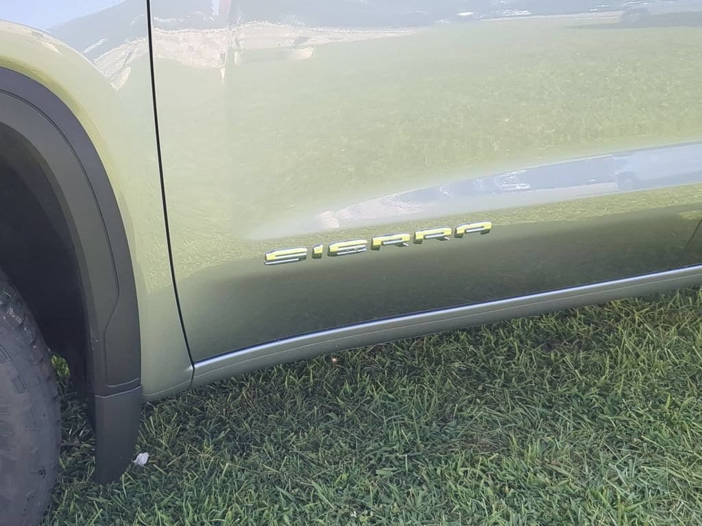 2026 GMC Sierra 1500 SLT - Photo 31