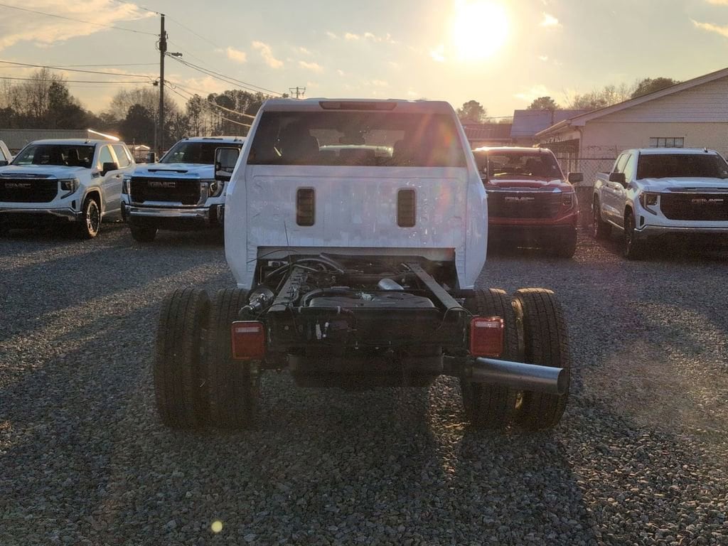 New 2026 GMC Sierra 3500 HD Chassis Cab Pro Truck