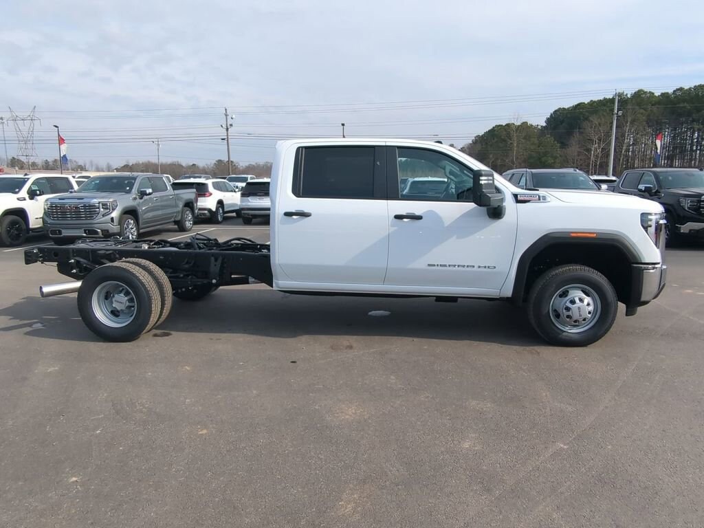 New 2026 GMC Sierra 3500 HD Chassis Cab Pro Truck