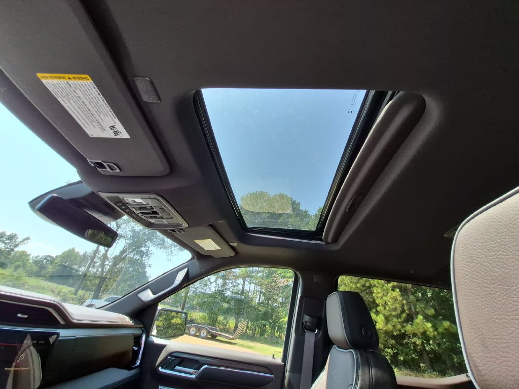 2026 GMC Sierra 1500 Denali - Photo 17