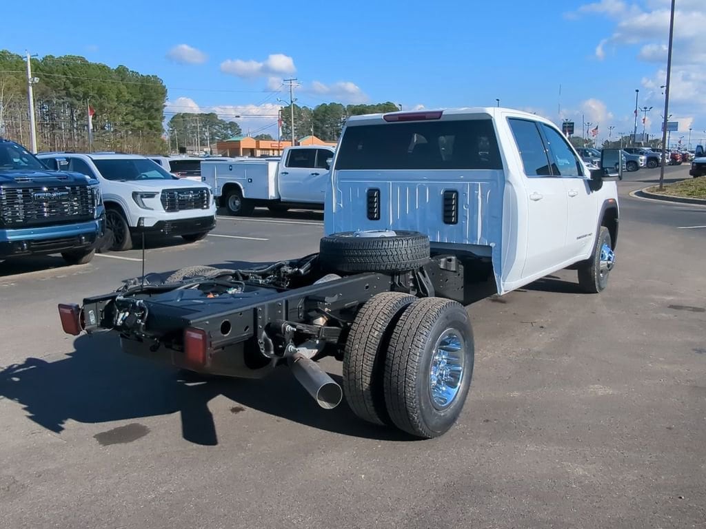 New 2026 GMC Sierra 3500 HD Chassis Cab SLE Truck