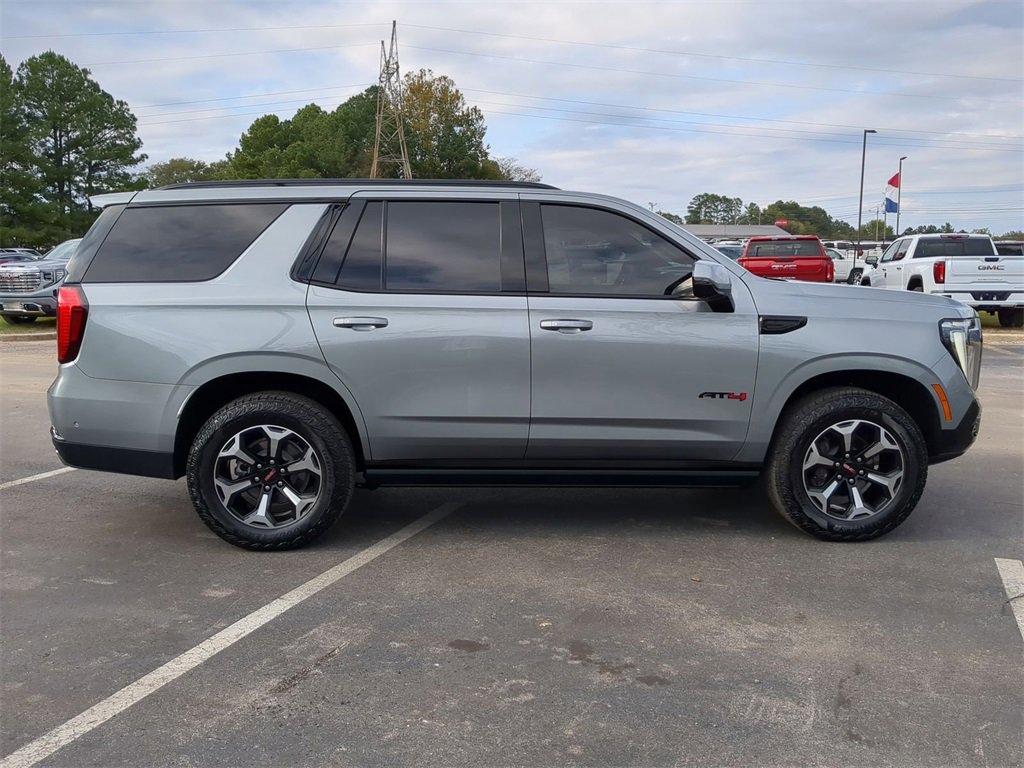 2025 Gmc Yukon AT4 photo 2