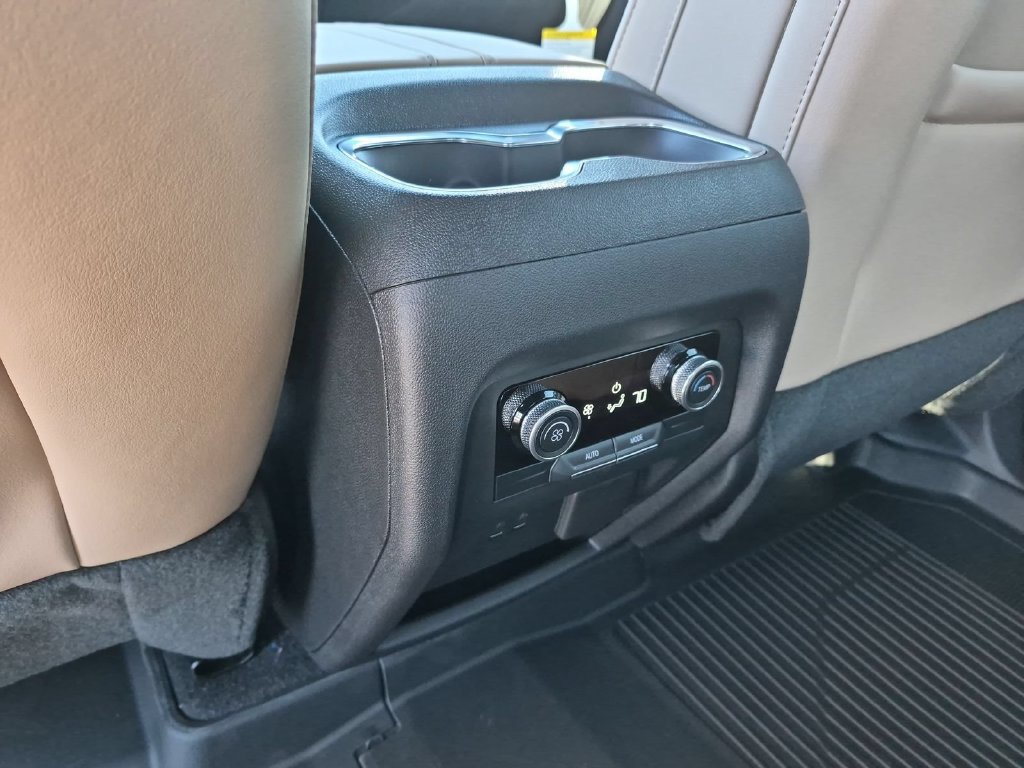 2027 Buick Enclave Preferred - Photo 20