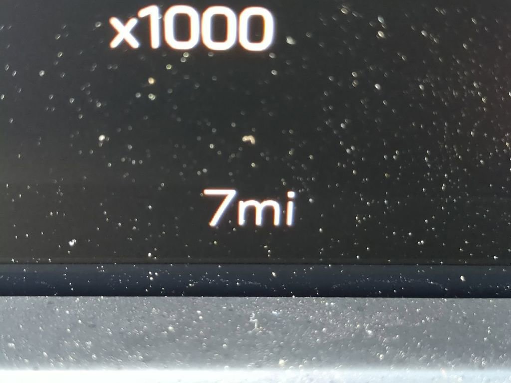 2026 GMC Acadia Denali - Photo 11