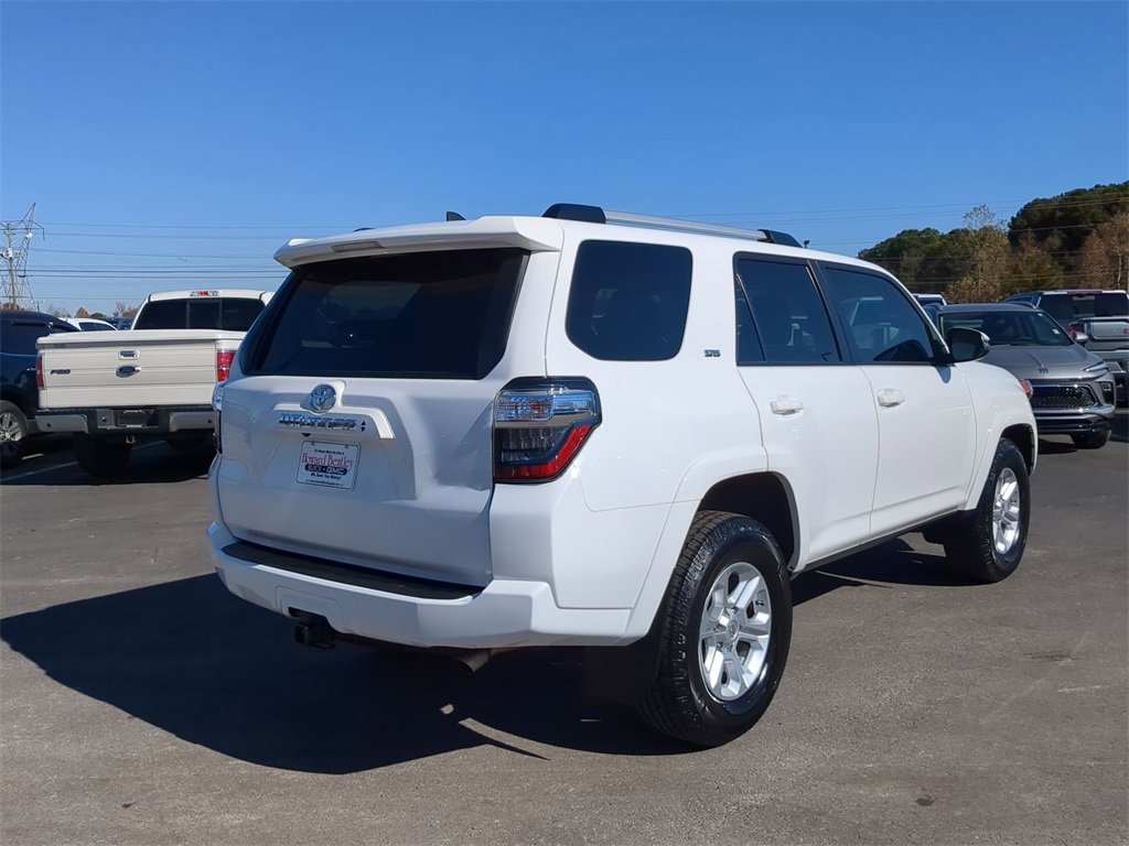2020 Toyota 4Runner Base photo 2