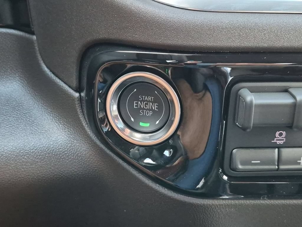2026 GMC Sierra 1500 SLT - Photo 16